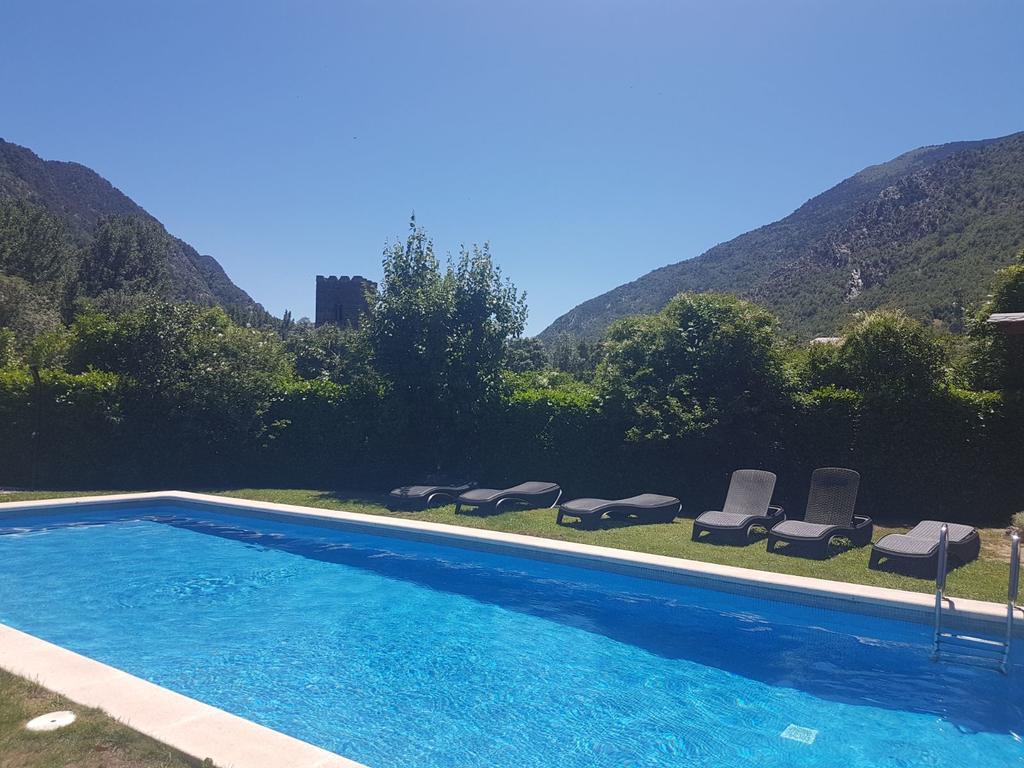 Hotel La Ribera Ribera de Cardós Екстериор снимка